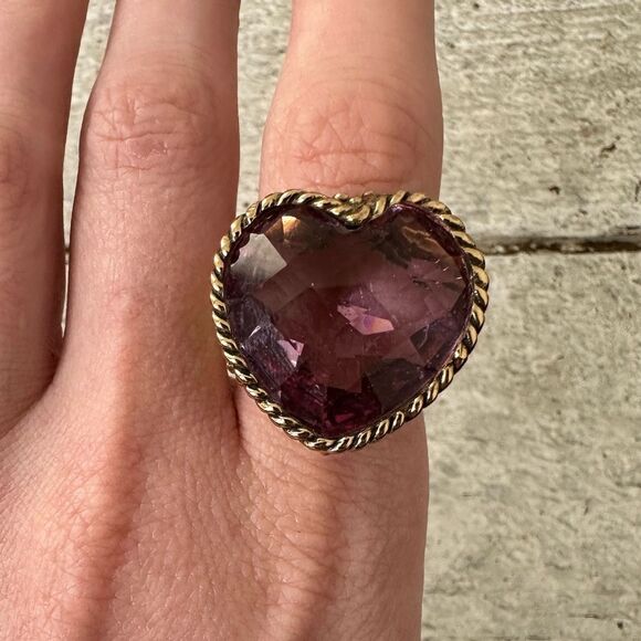 Sold Vintage Sajen Purple Heart Filigree Ring - Picture 1 of 6